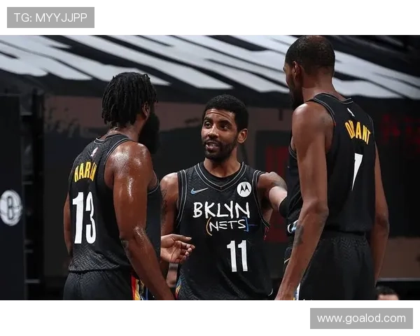 欧文无球切入主导快攻，拉开76人进攻空间