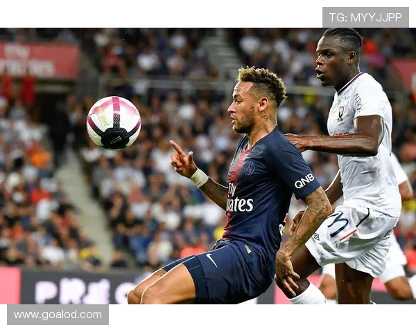 内马尔在巴黎圣日耳曼的核心地位与领导权为何引发争议？