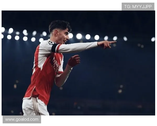 前插直塞撕开防线哈弗茨本赛季更像中锋